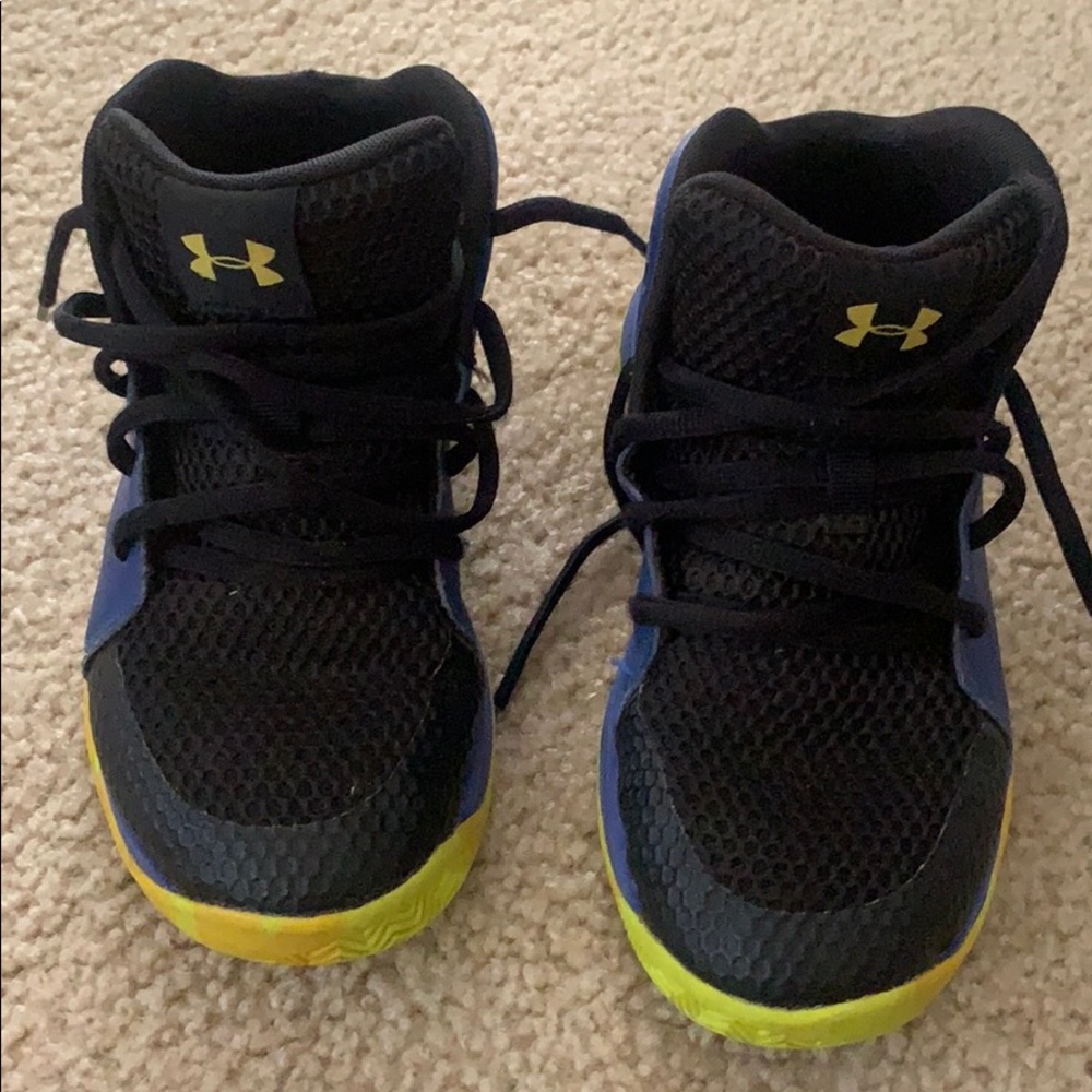 Boy’s shoes